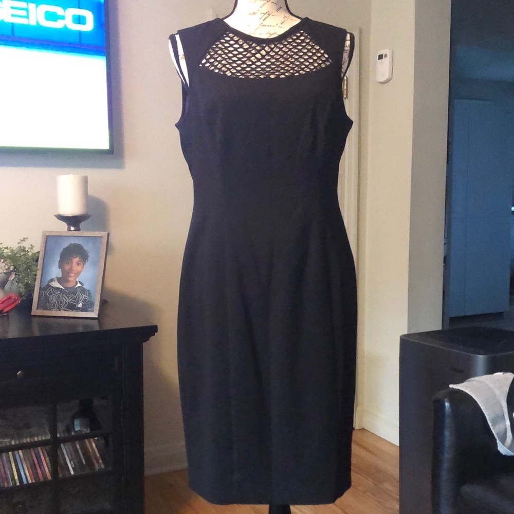 LAST CHANCE 💄 Calvin Klein Black Sheath Dress, size 10